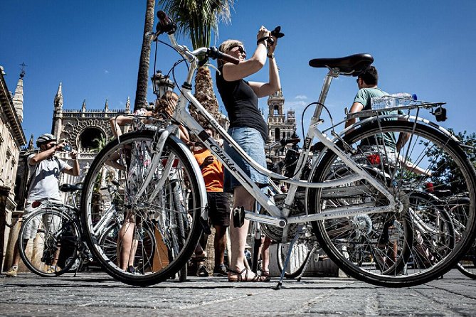 12 o'Clock - Bike & Tapas Tour Seville - What lunch and drinks add to the price