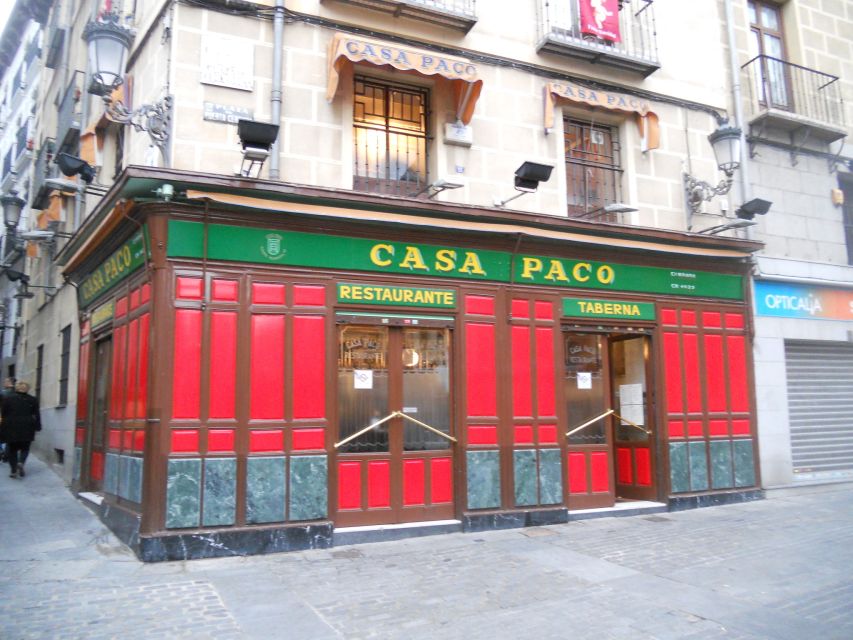 2.5-Hour Evening Tapas Tour through Madrid - The Pace, Group Size, and Evening Mood