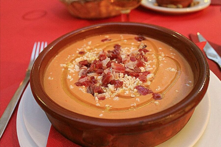 3-Hour Tapas Tour in Triana, Sevilla's Vibrant Neighborhood - The essential points at a glance