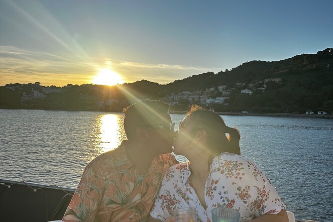 Alcudia 3hr Sunset Trip with Drinks, Tapas, SUP & Snorkel - Why this Alcudia sunset cruise works so well