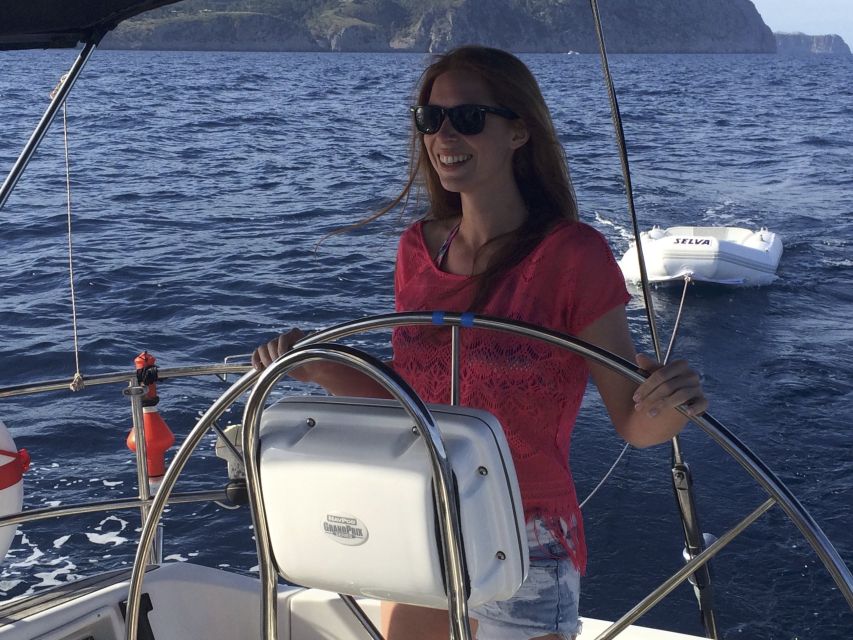 Alcudia: Sailing Yacht Excursion with Wine & Tapas - The skipper and the mood onboard