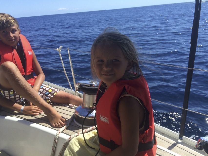 Alcudia: Sailing Yacht Excursion with Wine & Tapas - Who will enjoy this day most?