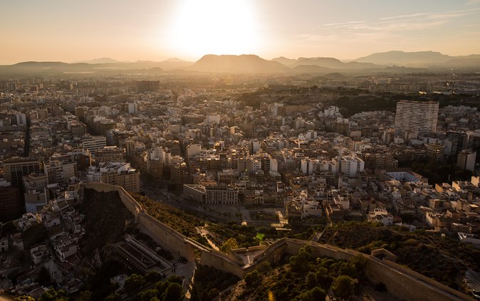 Alicante Evening Tapas tour - Timing, walking, and the end of the route