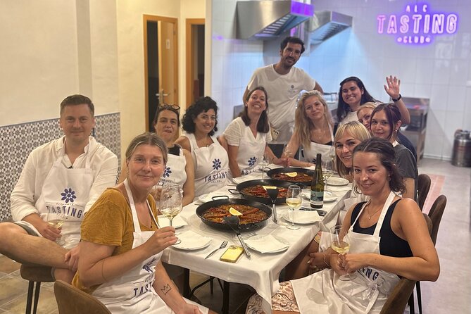 Alicante Paella Cooking Class, Tapas, Drinks and Marketplace - Preparing Alicante-style paella