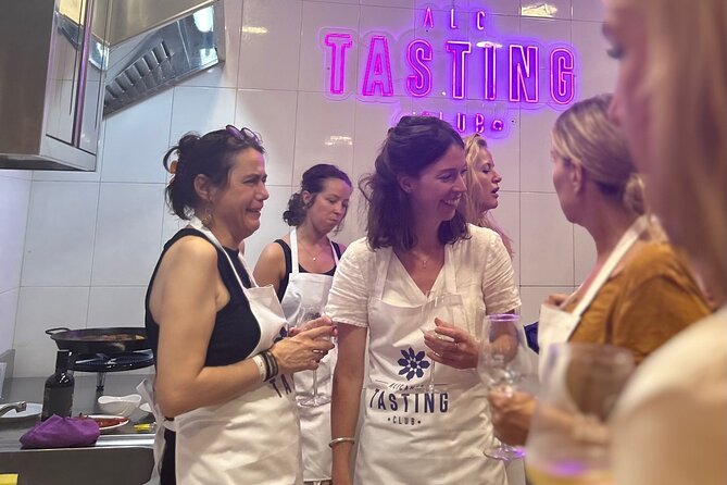 Alicante Paella Cooking Class, Tapas, Drinks and Marketplace - Timing, meeting point, and small practical cautions