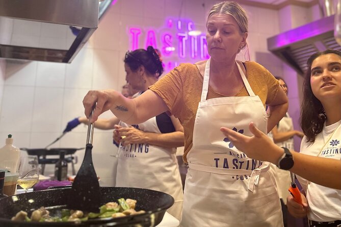 Alicante Paella Cooking Class, Tapas, Drinks and Marketplace - Walking from the market to the cooking space