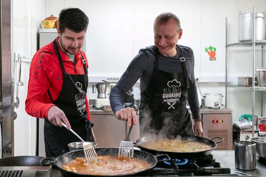 Alicante: Paella & Sangria Class with Tapas and Market Visit - Starting at Alicante’s Central Market
