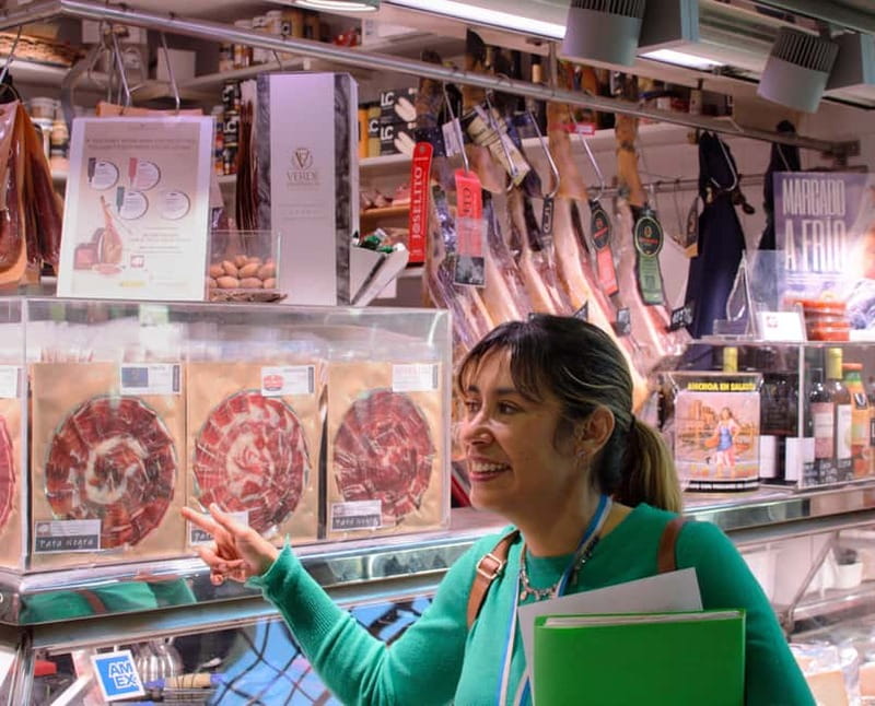 All of Alicante with the Castle, Market, and Tapas. Small group, max 6 people - The morning market and local products