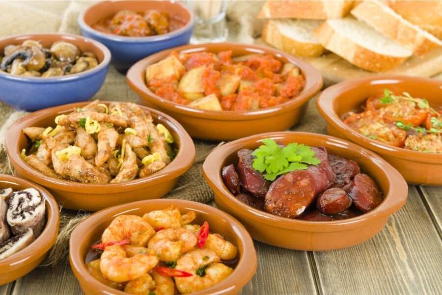Barcelona: 3-Hour Bike Tour with Spanish Tapas - The tapas stop is more than an afterthought