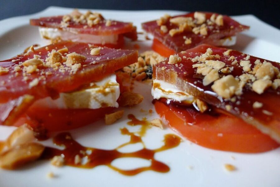 Barcelona: 4-Hour Tapas Evening Tour and Flamenco Show - Five things to know before booking