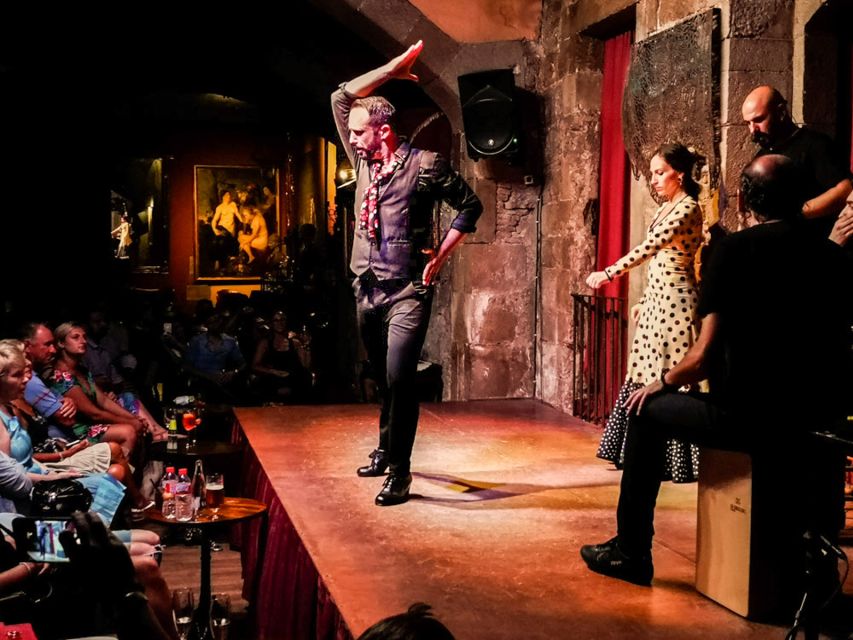 Barcelona: City Tour & Flamenco Show with Wine & Tapas - Key points at a glance