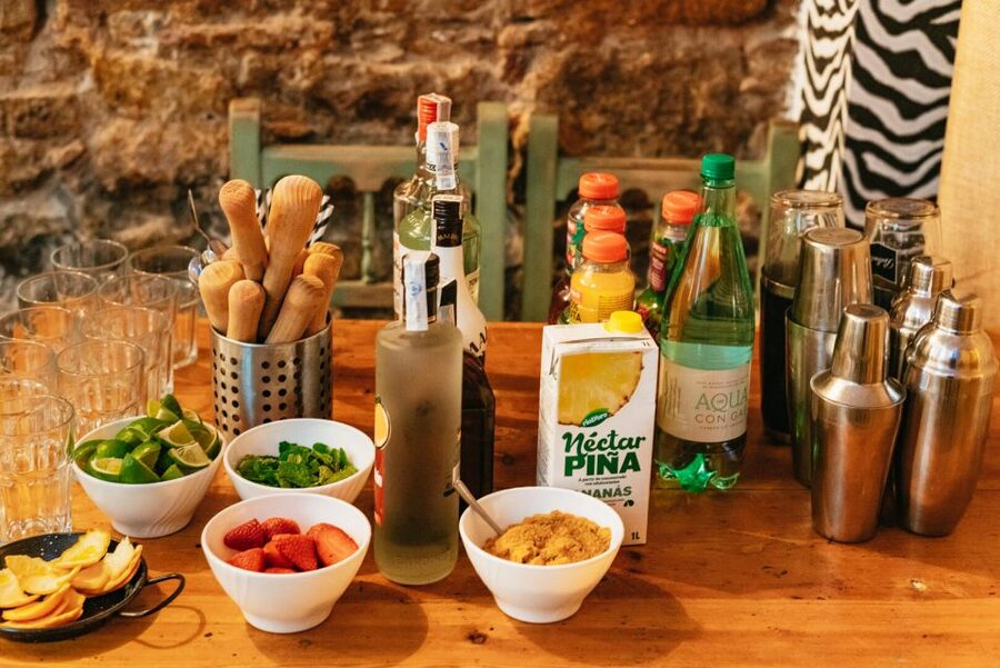 Barcelona: Cocktail Master Class by Mixologist with Tapas - Why the $48 price can make sense