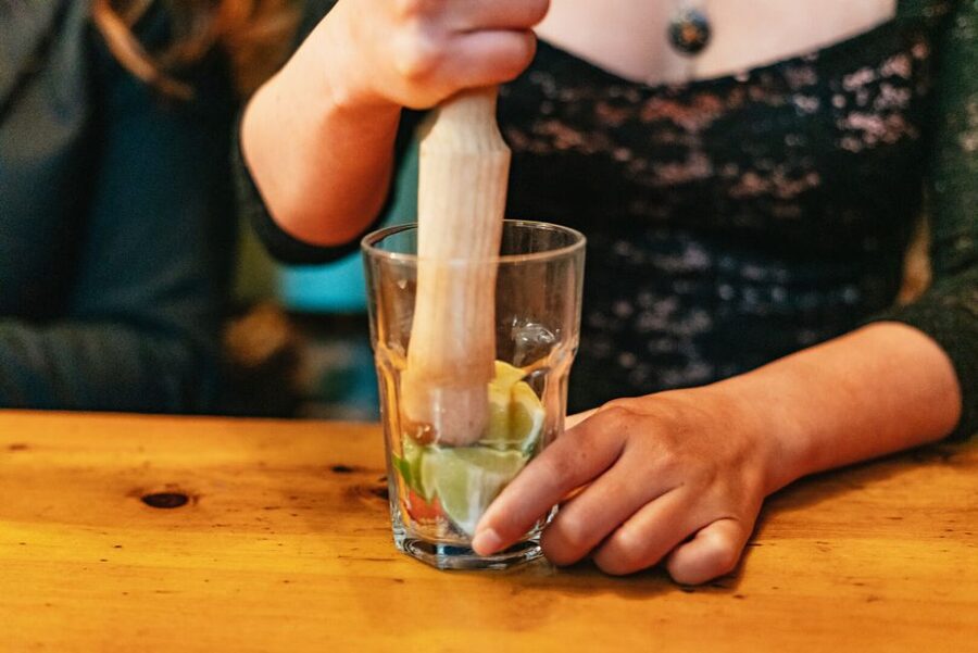 Barcelona: Cocktail Master Class by Mixologist with Tapas - Practical details that affect your evening