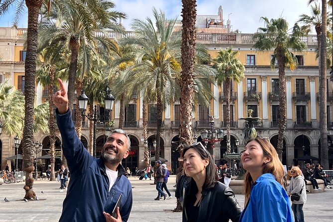 Barcelona Evening Tour, Flamenco Show & Tapas - Tapas and drinks included in the evening