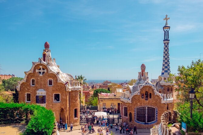 Barcelona Food Tour: Tapas, Drinks and Delights with a Local - Carrer de la Mercè and the first vermouth