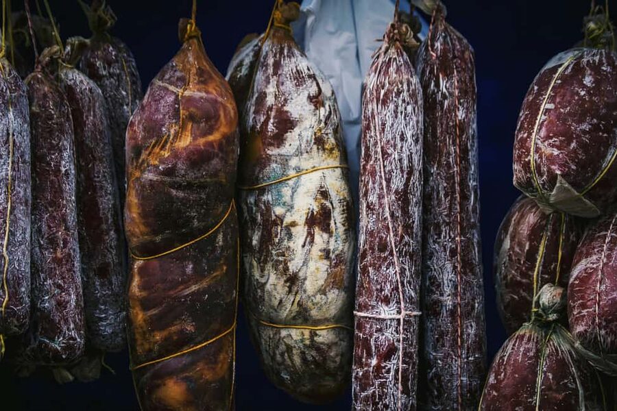 Barcelona Full Private Tapas & Historical Tour - Roman walls and Barcelona Cathedral