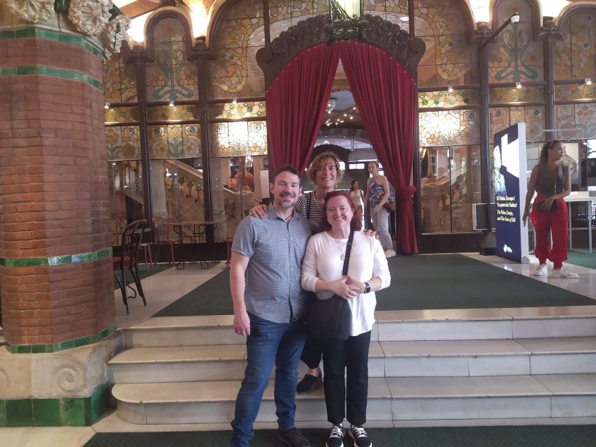Barcelona: Gothic Quarter Legends Walking Tour with Tapas - Narrow lanes, quiet corners, and places you might miss