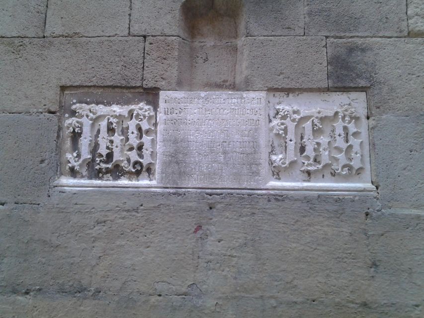 Barcelona: Gothic Quarter Legends Walking Tour with Tapas - The pintxo stop: a pleasant finish, not dinner