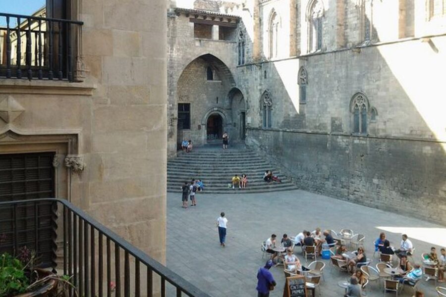 Barcelona: Gothic Quarter Legends Walking Tour with Tapas - Finding ancient Barcino under medieval Barcelona