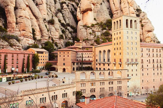 Barcelona : Gothic, Tapas, Churros & Vermouth - A midday route through three Barcelona neighborhoods