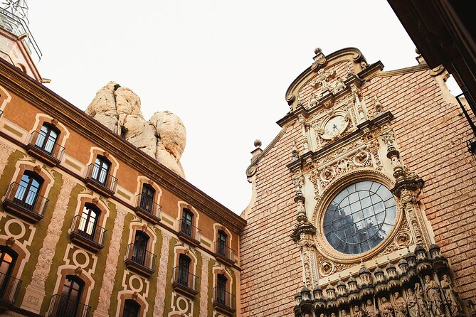 Barcelona : Gothic, Tapas, Churros & Vermouth - Medieval Barcelona in a compact walk