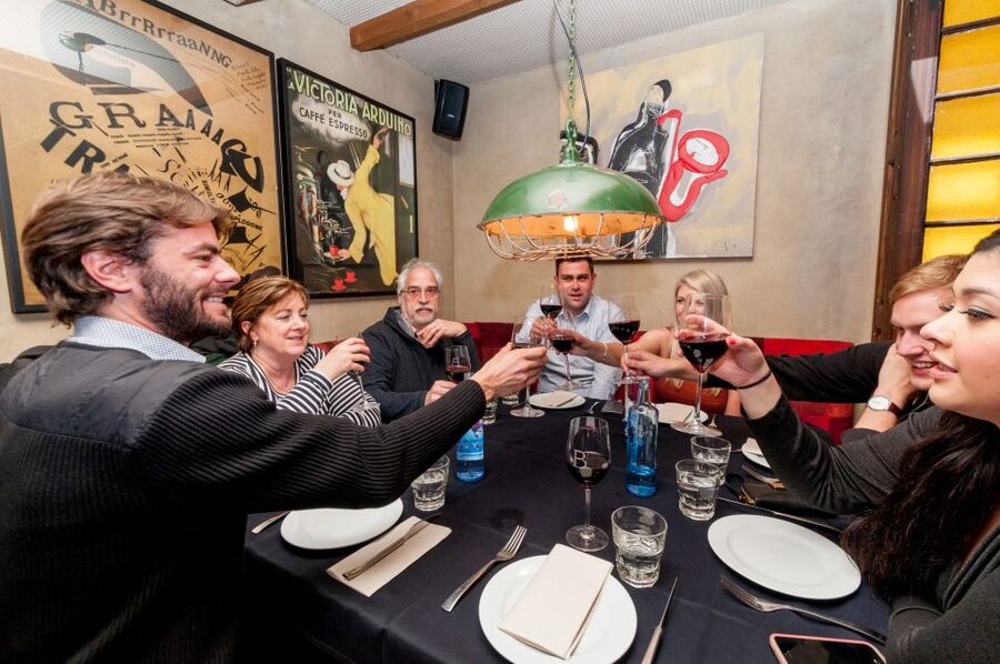 Barcelona Gourmet Food & Wine Tour with Local Expert - Small group size and the social side