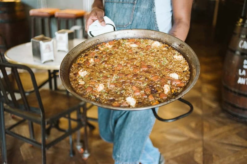 Barcelona: Hidden Markets, Tapas & Paella Food Tour - What the guides add