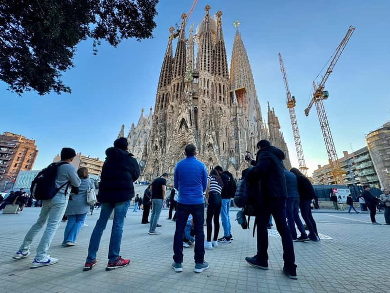 Barcelona in 1 Day: Sagrada Familia, Park Guell, Mila, tapas - Key Points to Know Before Booking