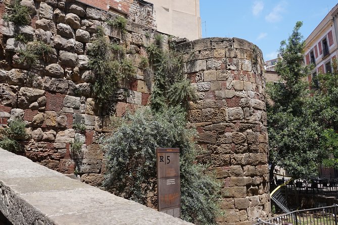 Barcelona in One Day: Gaudí, Gothic Quarter &Tapas (Private Tour) - The old Jewish Quarter and Barcelona’s layered past