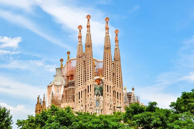 Barcelona in One Day: Gaudí, Gothic Quarter &Tapas (Private Tour) - Plaça Nova and the first glimpse of Barcino
