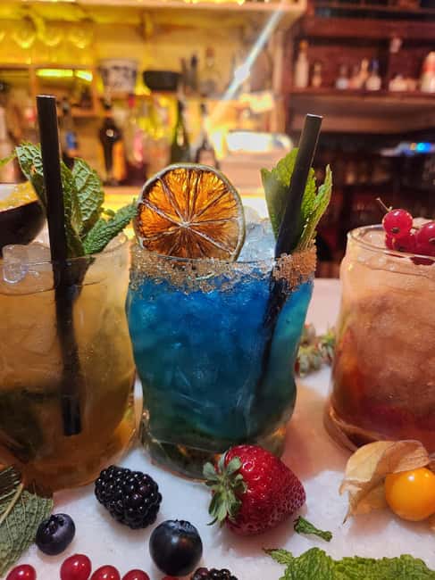 Barcelona: Mojito Tasting Experience & Tapas with Mixologist - Four mojitos, four different personalities
