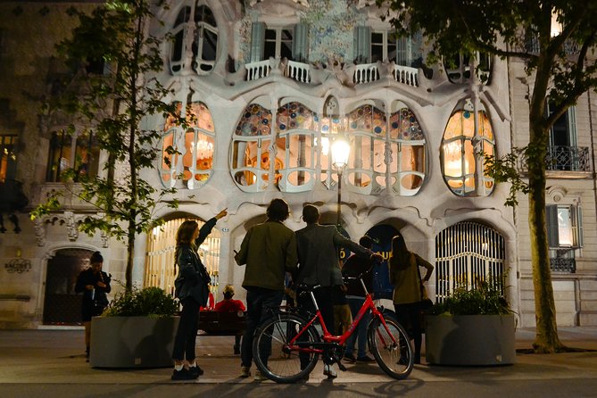 Barcelona Night Bike Tour with Local Tapas and Cava Stop - Key points at a glance