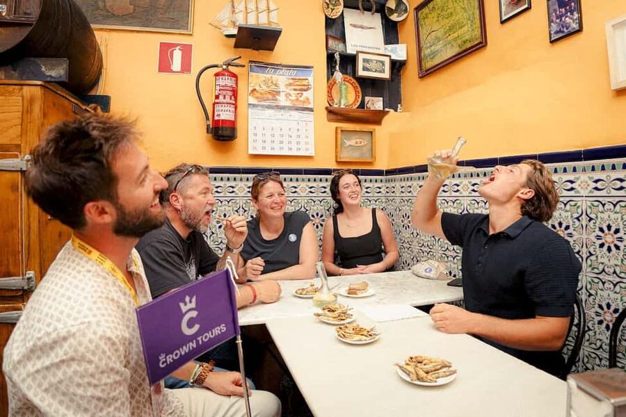 Barcelona: Old City Hidden Gems, Tapas, & Drinks Guided Tour - How the $81 price works for you