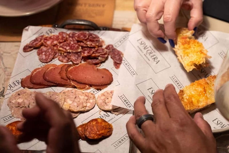 Barcelona Old Town Tapas Night: Hidden Bars, Cava & Vermut - The guides are a major part of the experience