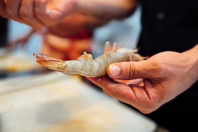 Barcelona Paella Cooking Class with Market Visit, Tapas & Sangria - Who should book this paella class