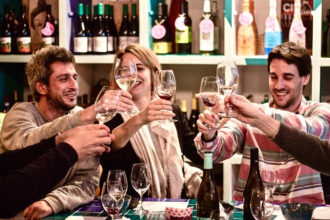Barcelona Private Food Tour: Tapas, Paella & 8+ Food Tastings - The private format and group value