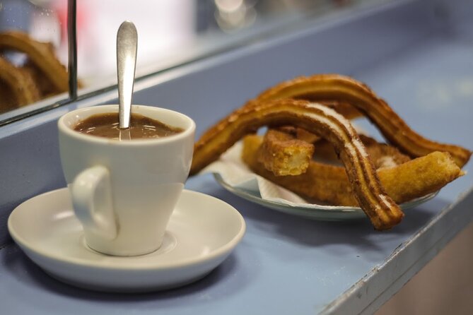 Barcelona Private Food Tour: Tapas, Paella & 8+ Food Tastings - Santa Caterina Market and the El Born setting
