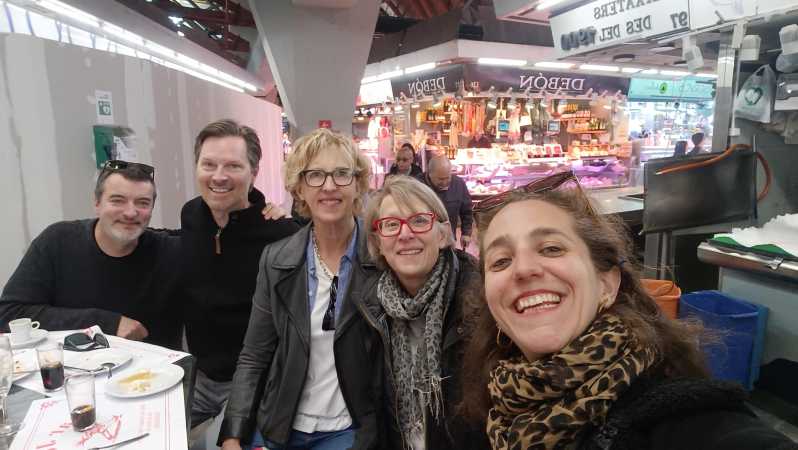 Barcelona private food tour with tailored tapas - Key points at a glance