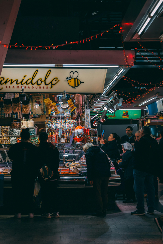 Barcelona private food tour with tailored tapas - The morning market option