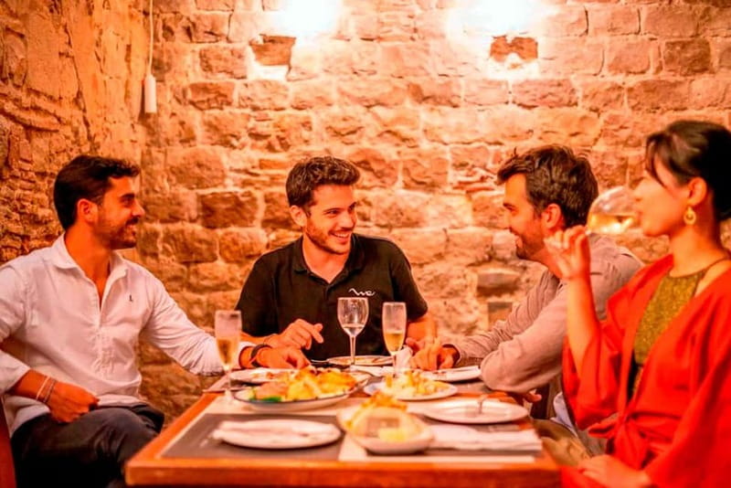 Barcelona: Private Tapas & Wine with Flamenco Show Old Town - Santa Maria del Mar and the El Born story