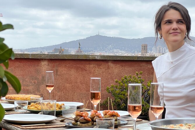 Barcelona: Rooftop Tapas & Sangria class with a Local Chef - Key points at a glance