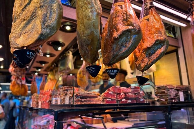 Barcelona´s Lunch or Dinner Tapas Tour: Food, drinks, happiness! - The best part may be the guide
