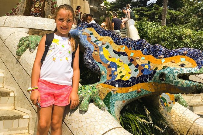 Barcelona: Sagrada Familia, Park Guell & Tapas Private Tour - La Boqueria and Santa Maria del Pi