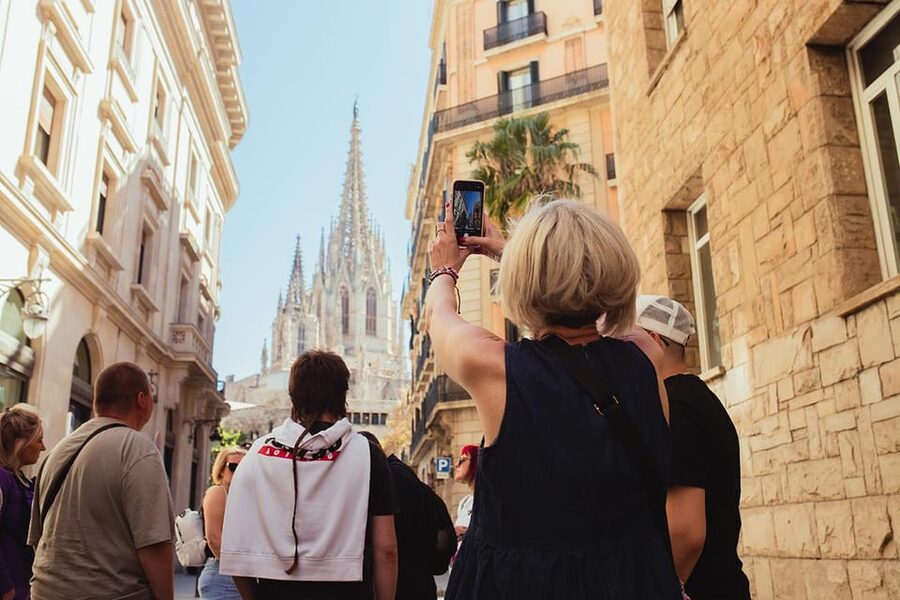 Barcelona: Small Group Gothic, Tapas & Churros Tour! - El Raval and the final walk