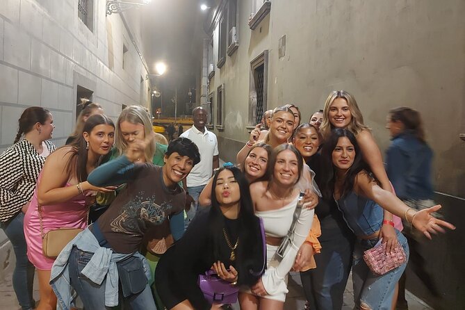 Barcelona speakeasy tapas pub crawl with hidden bars - Guides make or break the night