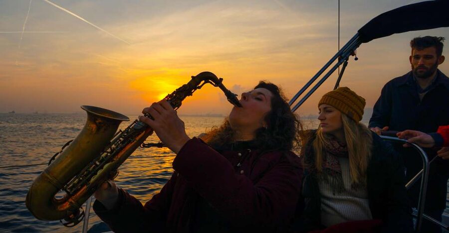 Barcelona: Sunset Live Sax and Sailing Experience with Tapas - Key Details Before You Book