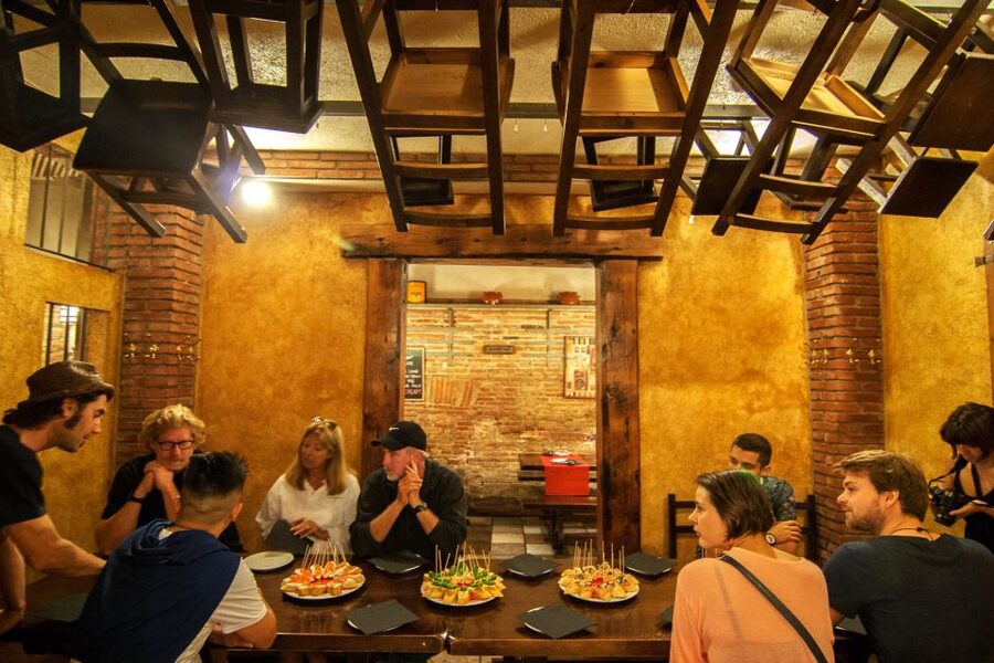 Barcelona Tapas 3-Hour Bike Tour - Key points to know before booking
