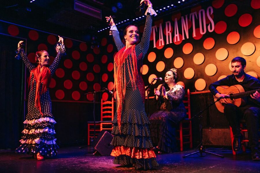 Barcelona: Tapas and Flamenco Experience - What to bring and how to plan the night