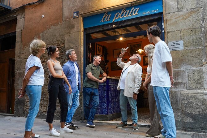 Barcelona Tapas and Wine Experience Small-Group Walking Tour - Palau Dalmases and Santa Maria del Mar