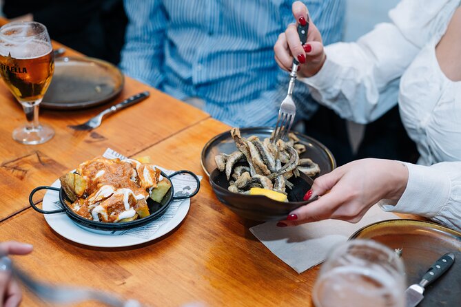 Barcelona Tapas Food Walking Tour with Wine in El Born - Why this Barcelona food walk works well